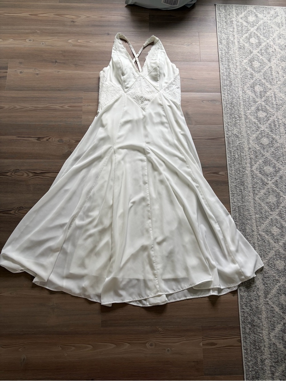 Abercrombie & Fitch Bra-Free White Lace-Trim Maxi Dress - Picture 5 of 6